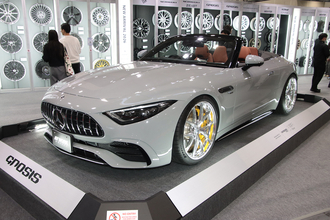 プレミアムカーにベストマッチの新作がお出迎え！　WORK「グノーシスRXS」＆「グノーシスRXM」は大人な一体感を演出する必見ホイールだった【大阪オートメッセ2026】