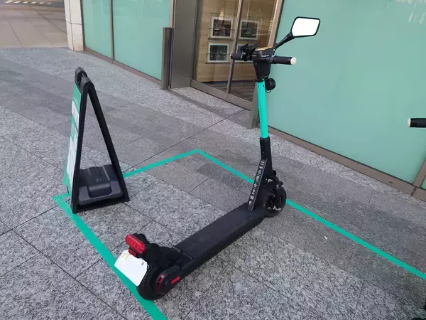 勘違いしたユーザーが「検挙」されるケースもあり！　電動キックボードはいま「どう乗れば」合法なのか？