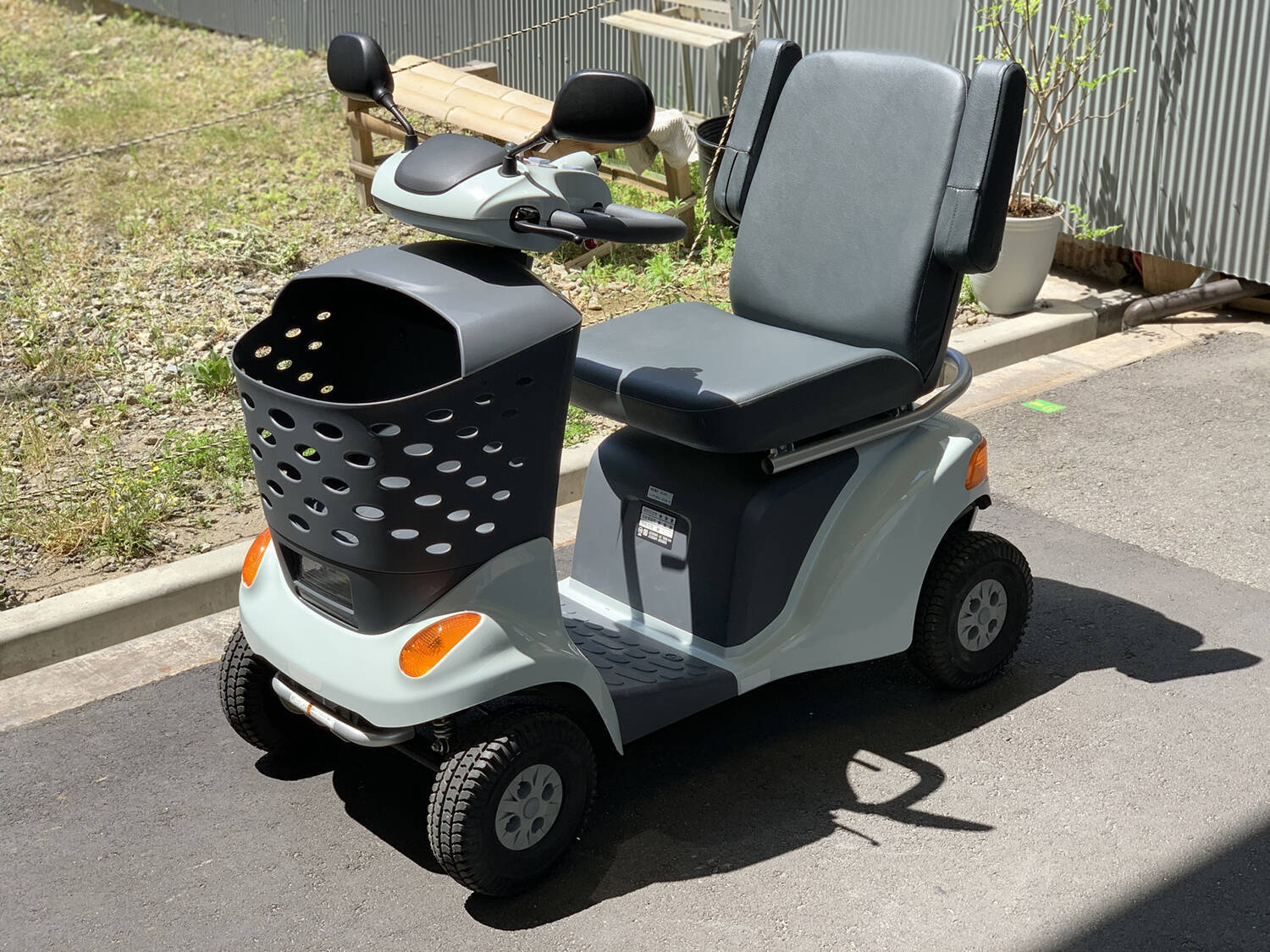 勘違いしたユーザーが「検挙」されるケースもあり！　電動キックボードはいま「どう乗れば」合法なのか？