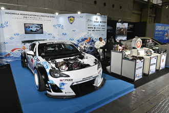 IMXブースの86は日米ミックスのカスタムスタイル！　インドネシアのカスタムカルチャーのレベルが激高だった【大阪オートメッセ2026】