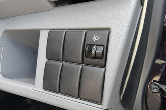 クルマを買って10年……１度も触ったことなかったなんて人も多数！　運転席付近にある「謎の数字の書かれたダイヤル」って何に使う？