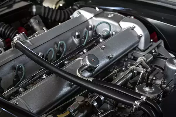 「世界で499人のみが味わえるアストンマーティン！　なんと「DBS 770 アルティメット」は詳細公開前に完売!!」の画像