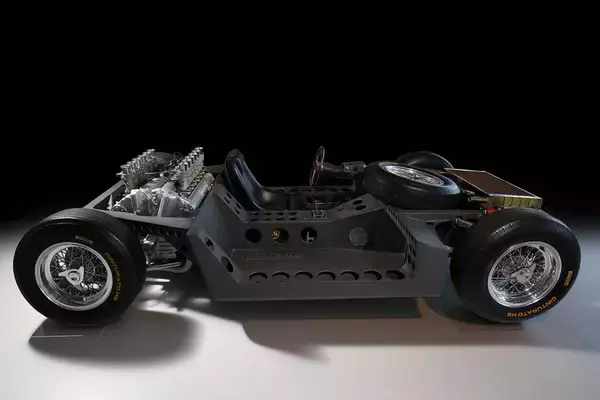 「フェラーリもデ・トマソも眼中になし！　「ランボルギーニ・ミウラ」は「ミニ」が原点にあった」の画像
