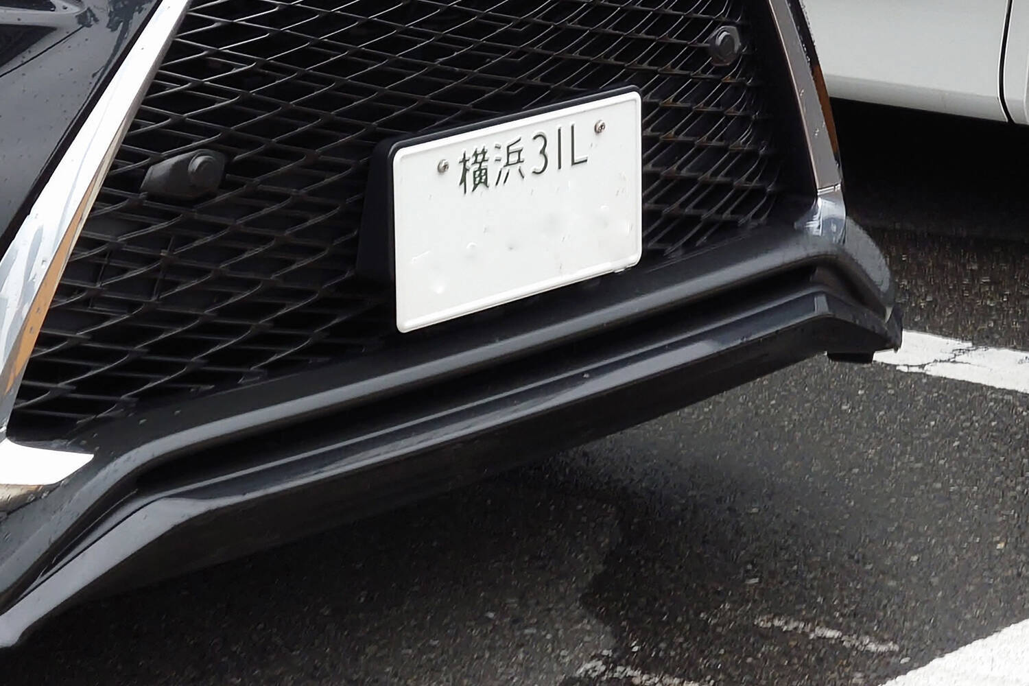 「Ｉ」や「Ｏ」は使用されない！　最近見かける「アルファベット」入りのナンバープレートって何？