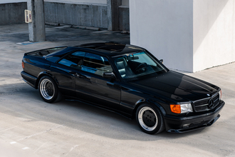 ぶっちゃけ「ワルい感じ」がAMGの印象だった！　その象徴的な「メルセデス・ベンツ560 SEC 6.0 AMG」がいま見てもド迫力!!