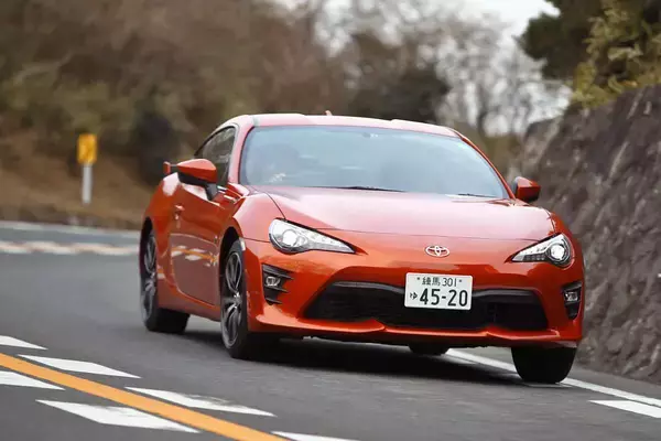 「トヨタとスバルに敬礼！　改めて見たら「86＆BRZ」の功績が偉大すぎた」の画像