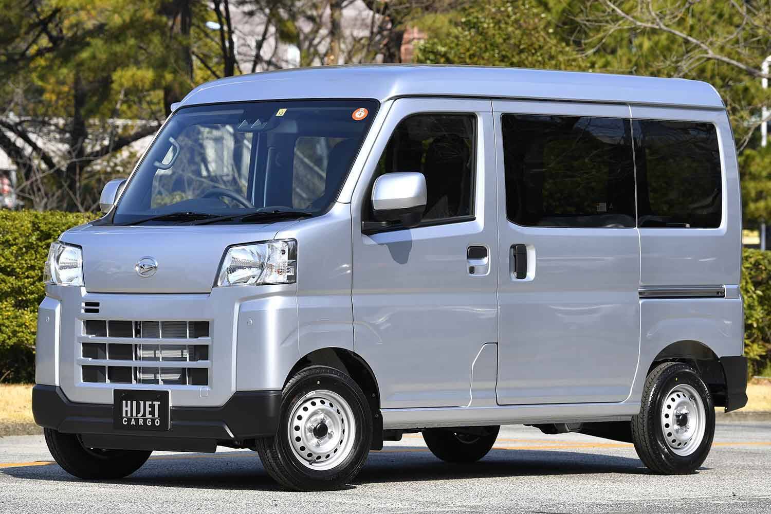 ダイハツの影響も大きいけれど登録車も落ち込んでいる！　2023年度の新車販売台数を分析した