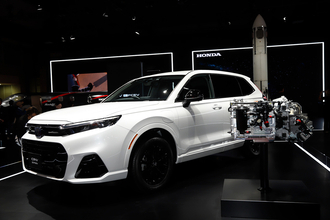 ホンダCR-Vが待望のハイブリッドを日本導入！　「RSブラックエディション」が超クール!!【ジャパンモビリティショー2025】