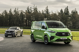 700Nmってスーパーカーかよ！　フォードの最新トラック＆バンが電動化でもアメ車魂全開のバカッ速だった