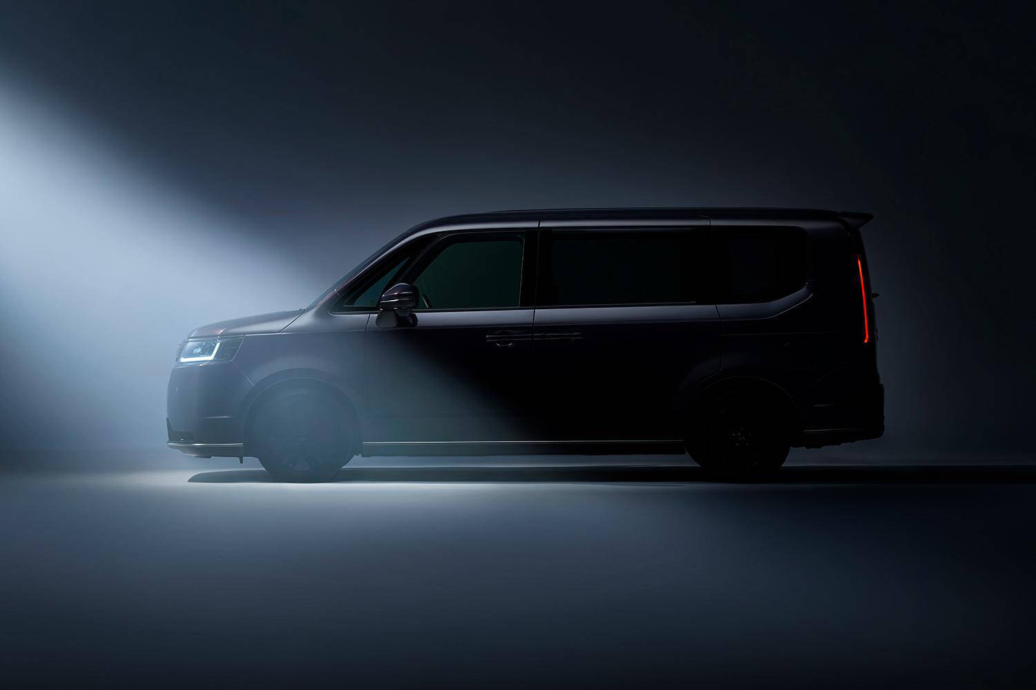 誰もが知るほど「モロ見せ」してるのに「焦らし」が長すぎ！　街で見かけないと思ったら「まだ売ってなかった」クルマ３台