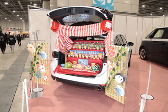 「デコる」カーライフを大学生が提案！　「近大×OAMデコプロジェクト」の超斬新な中身【大阪オートメッセ2026】