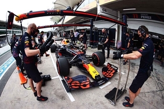 F1は数千億円だけど……国内だったら夢が叶う？　レーシングチームオーナーになるには幾ら必要か「ズバリのお金」を現役チームに聞いてみた