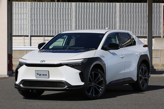 【試乗】トヨタの電気自動車bZ4Xは期待以上のデキ！　ガソリン車ユーザーを納得させる「ネガ潰し」がスゴイ