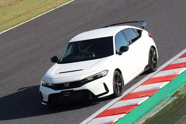 「EVオーナーだが内燃機関の可能性に期待を持った！　2022-2023日本カー・オブ・ザ・イヤーで10点を入れたクルマとその理由【片岡英明編】」の画像