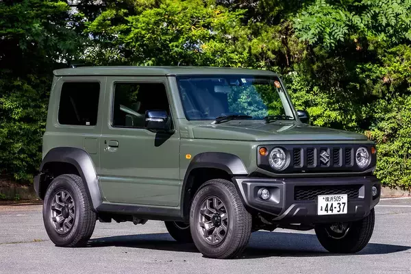 「かつては廉価モデルの象徴だった黒樹脂バンパー！　いまやツール感の演出に欠かせない「オシャレアイテム」に昇格していた!!」の画像