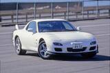 「3000万円のスカイラインGT-Rに1000万円のRX-7！　国産スポーツカーの中古価格爆上げは「バブル」でこの先下がる可能性も」の画像1