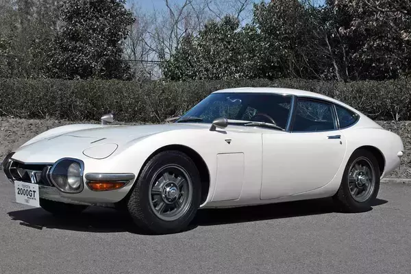 「3000万円のスカイラインGT-Rに1000万円のRX-7！　国産スポーツカーの中古価格爆上げは「バブル」でこの先下がる可能性も」の画像