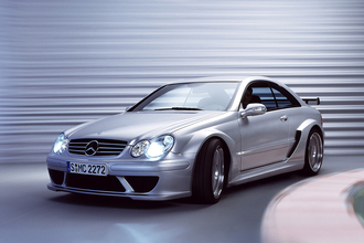 DTMを制したAMGが記念に作った速すぎるCLK！　180台限定のブラックシリーズよりも過激な「CLK DTM AMG」【21世紀スーパーカーFILE #033】