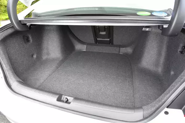 「ホンダの歴代セダンを振り返る！　特徴やおすすめモデルも紹介」の画像