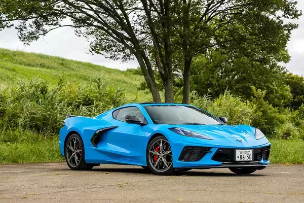 「テンション「爆上がり」でもう降りたくない！　オシャレ番長「インテリア」なクルマ５台」の画像