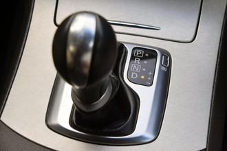 アクセルを踏んでないのにクルマが進む「クリープ現象」ってどういう仕組み？　この「副産物」がじつは人間の感性にぴったりだった