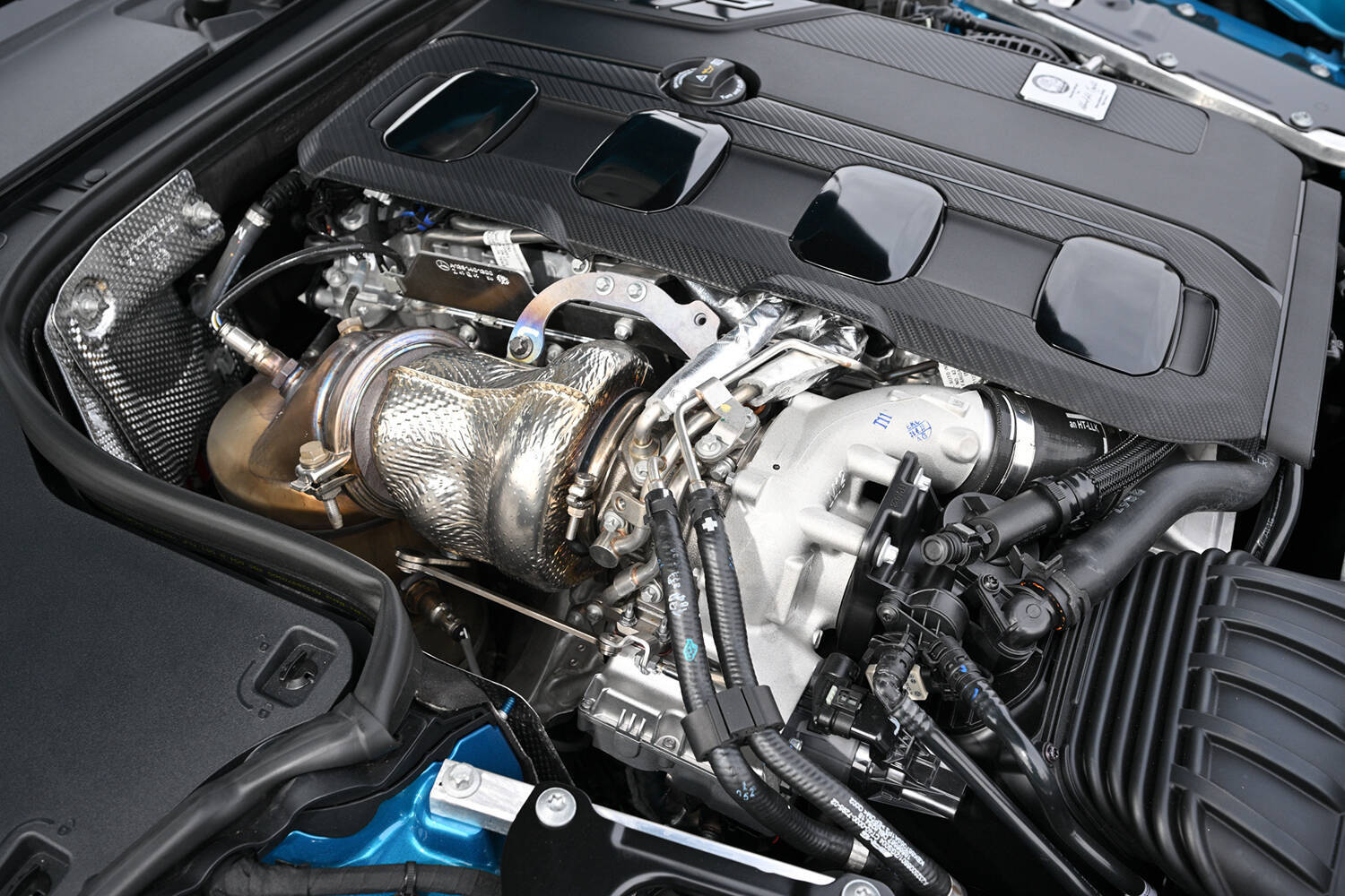 【試乗】メルセデスAMG SLは「重厚」から「スポーティ」へ路線変更！　さらに４気筒化したのにその価値はマシマシなワケ