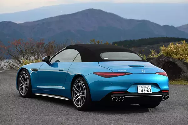 「【試乗】メルセデスAMG SLは「重厚」から「スポーティ」へ路線変更！　さらに４気筒化したのにその価値はマシマシなワケ」の画像