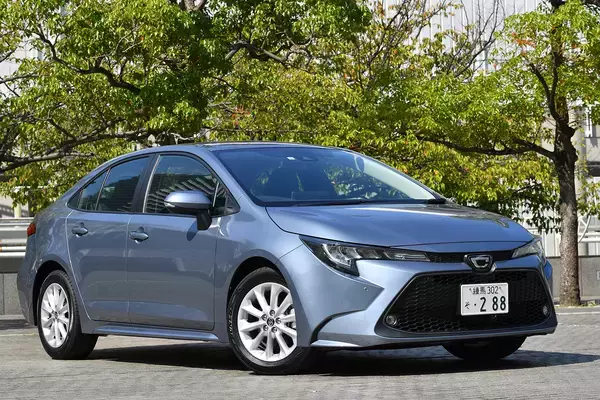 「フィット」「プリウス」「ワゴンＲ」……かつてバカ売れしたクルマのいまは？　最盛期と現在を比べてみた