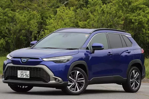 「「フィット」「プリウス」「ワゴンＲ」……かつてバカ売れしたクルマのいまは？　最盛期と現在を比べてみた」の画像