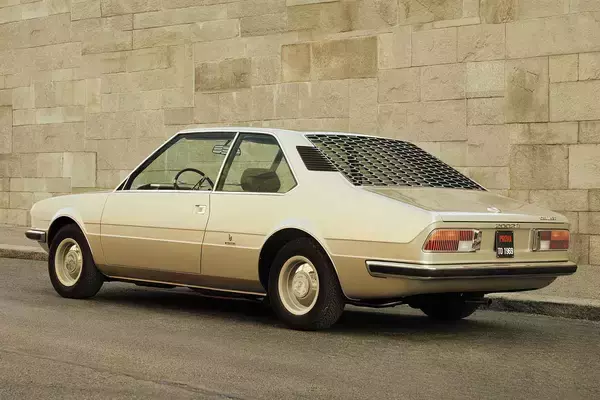 「話題のBMW「ノイエクラッセ」の元ネタ!?　ガンディーニが作った「ガルミッシュ」とは」の画像