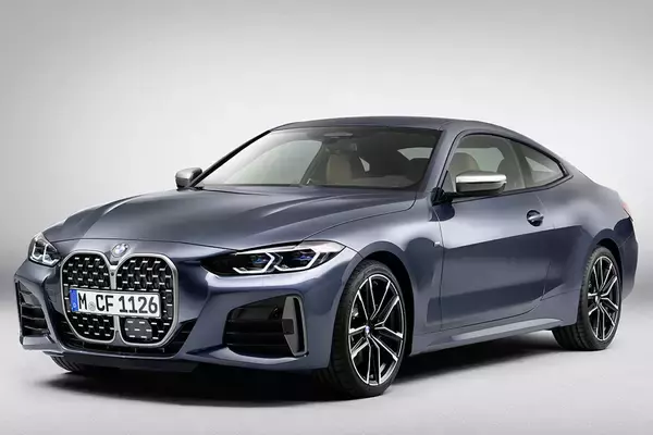 「とにかく目立つどデカイ縦型グリルは原点回帰！　ここに至るまでのBMWのデザインを振り返ってみた」の画像