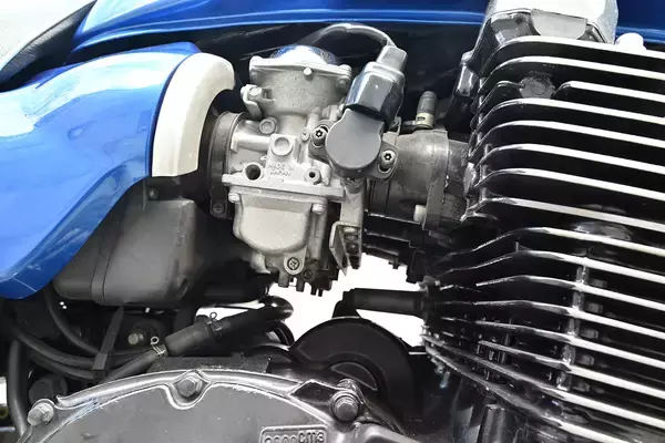 「乗用車からは淘汰されたけど根強いファンはいる！　「キャブレター」ってそもそも何？」の画像