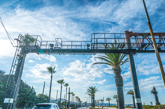 違反は取り締まらないけれど犯罪捜査には使われる！　そこかしこでクルマの画像が撮られている「Ｎシステム」ってなに？