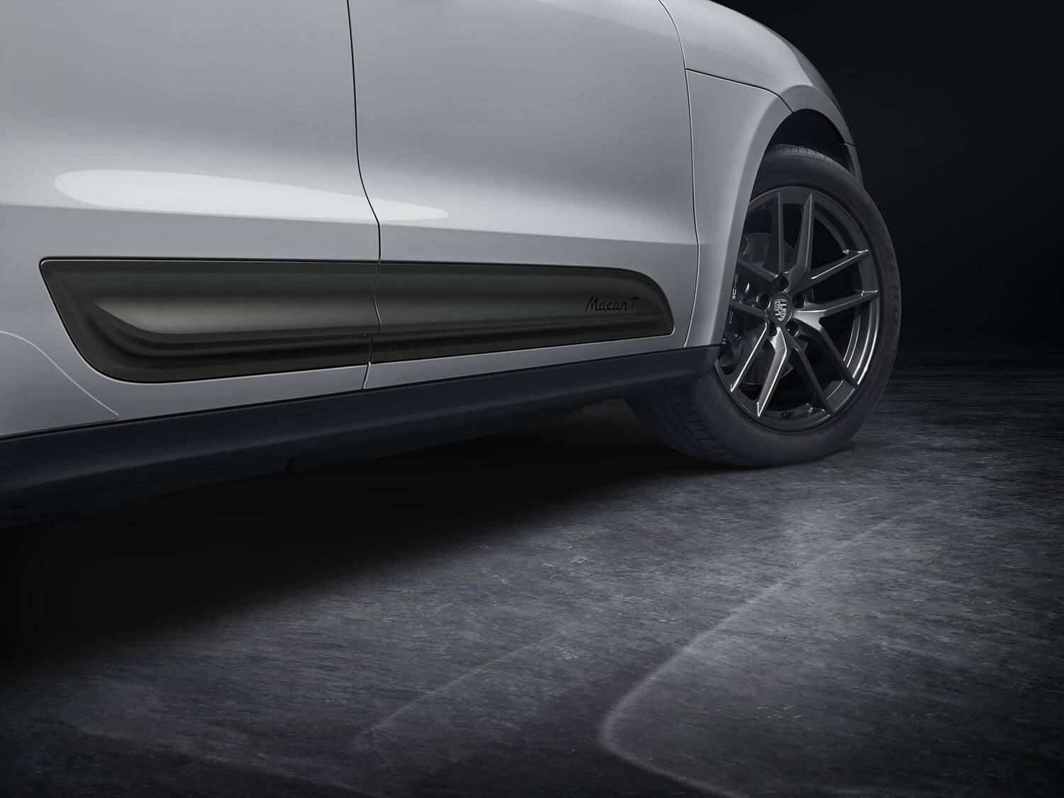 俊敏な走りが自慢！　ポルシェデビューにぴったりなコンパクトSUV「マカンT」が登場