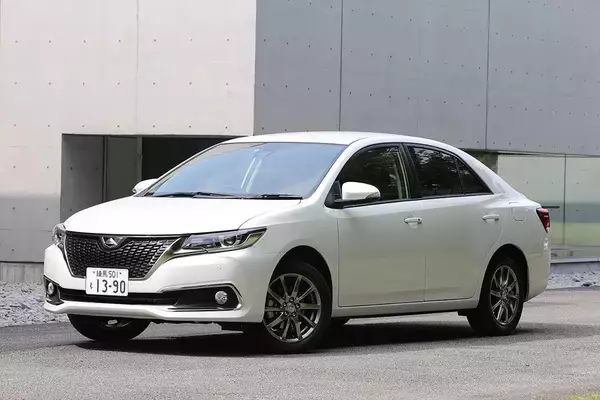 「申し訳ないけど「そこまでの価値」ある？　スポーツカーでもないのに中古が爆上げしている「普通のクルマ」３選」の画像