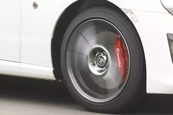 クルマがどんどん重くなるいま重要度が増すブレーキ！　じつは多種多様な仕組みや構造を一気に紹介