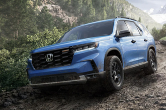 こんな魅力的なクルマ作ってるなら日本でも売ってよ！　国産メーカーの「海外専売モデル４台」に乗りたい欲が止められない