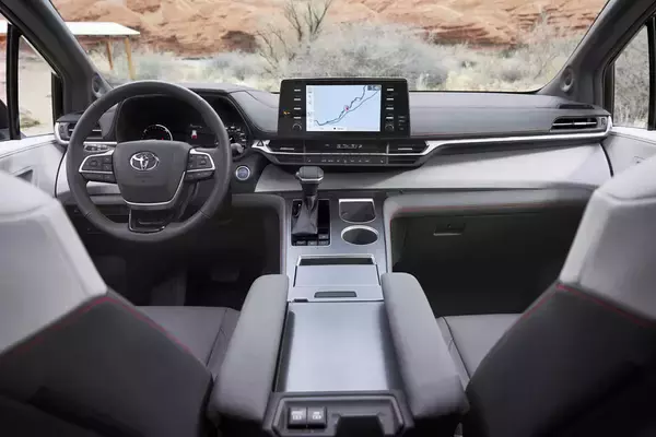 「こんな魅力的なクルマ作ってるなら日本でも売ってよ！　国産メーカーの「海外専売モデル４台」に乗りたい欲が止められない」の画像