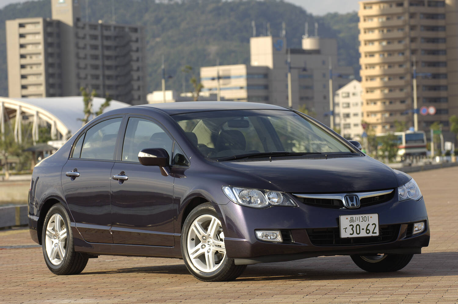 見た目は狼！　中身は羊！　有名スポーツグレードと同じ「ガワ」の「じゃないエンジン車」３選