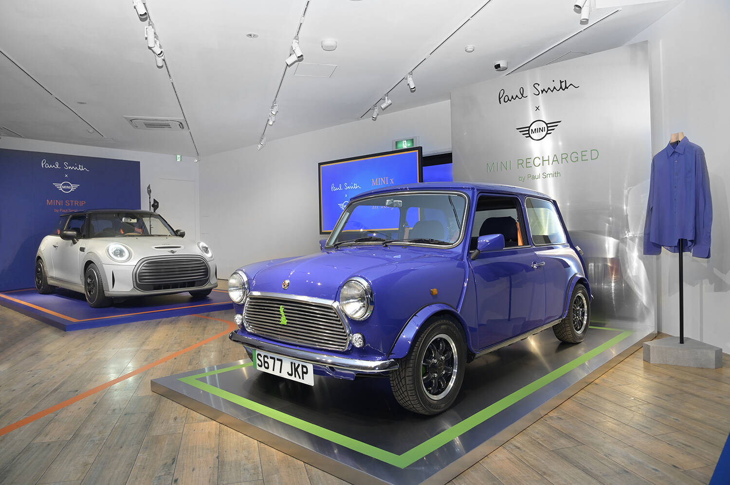 原宿にポール・スミス（本人）降臨！　コラボMINI２台を前にマシンガントークショー