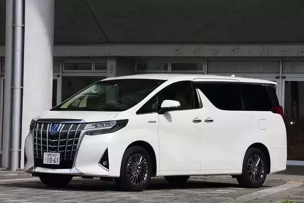 「２位じゃダメな理由はなに？　自動車メーカーが「販売台数No１」を意地でも獲得したい事情」の画像