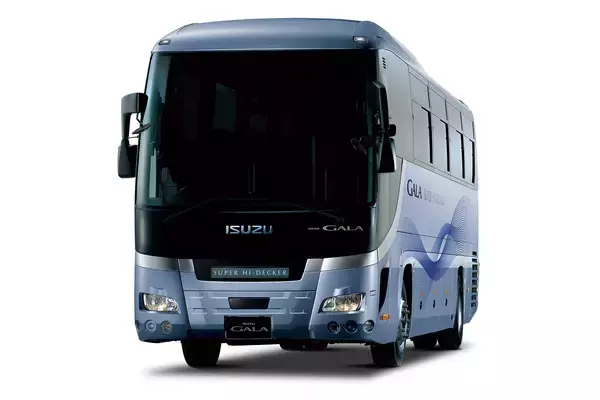 「素人から見れば「お客」を乗せるか「荷物」を載せるかの違い！　じつは大型バスとトラックは「運転感覚」も「運転手法」もまったく異なる乗り物だった」の画像