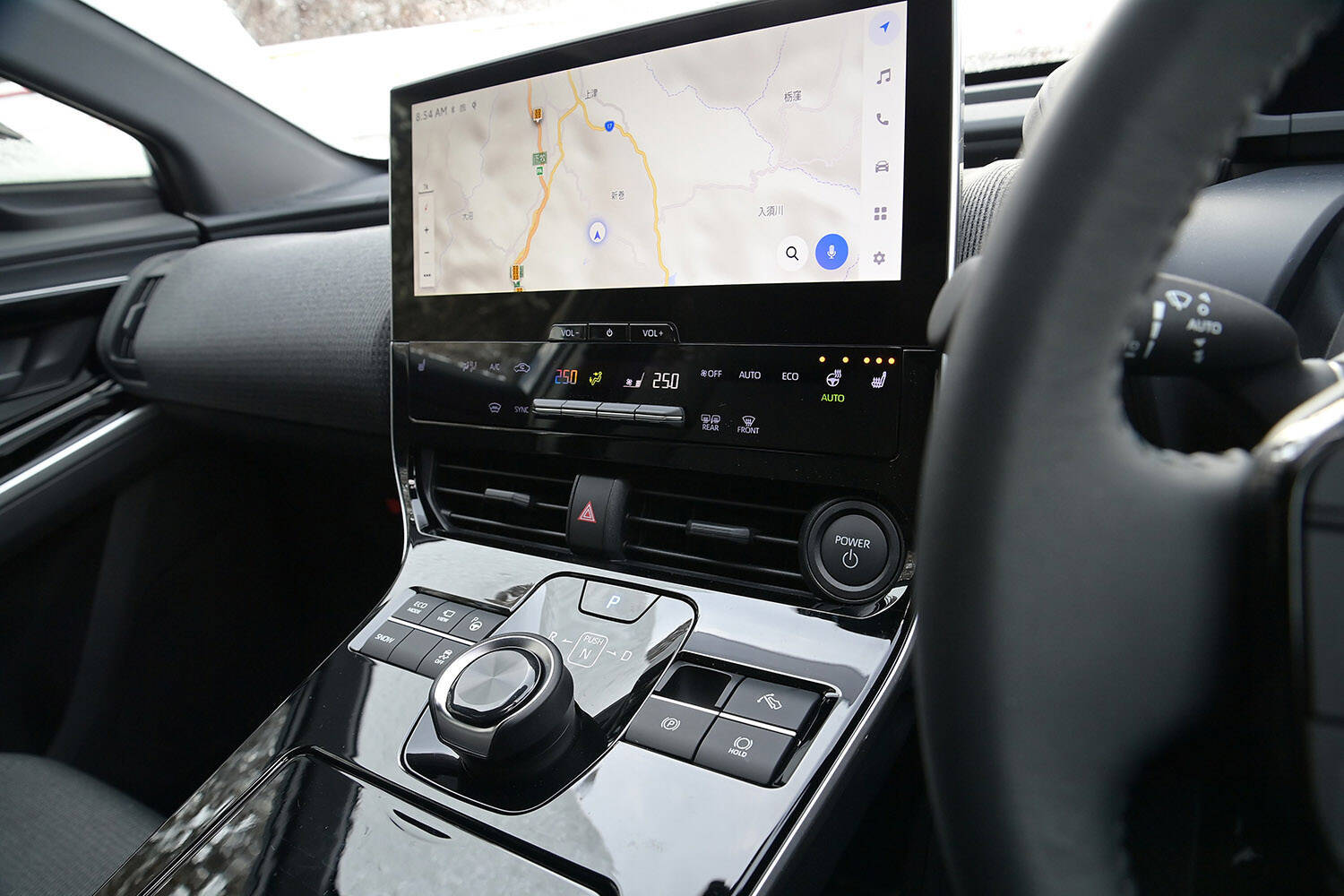 【試乗】発売前なのにイキナリ雪道！　スバルのEV「ソルテラ」のAWDはやっぱりスバルらしさ全開だった