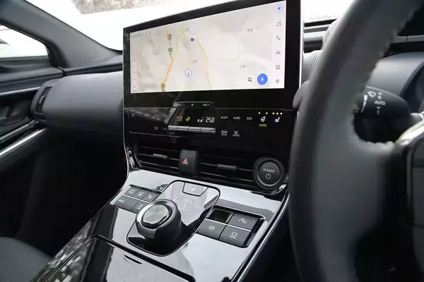 「【試乗】発売前なのにイキナリ雪道！　スバルのEV「ソルテラ」のAWDはやっぱりスバルらしさ全開だった」の画像