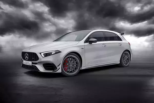 ブランド誕生55周年を祝う特別仕様車をコンパクトモデルにも設定！　メルセデスAMG A 45 S 4MATICプラス／CLA 45 S 4MATICプラス「エディション55」を発表