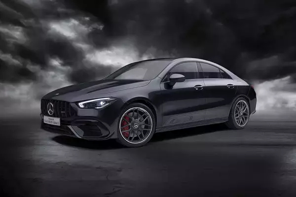 「ブランド誕生55周年を祝う特別仕様車をコンパクトモデルにも設定！　メルセデスAMG A 45 S 4MATICプラス／CLA 45 S 4MATICプラス「エディション55」を発表」の画像