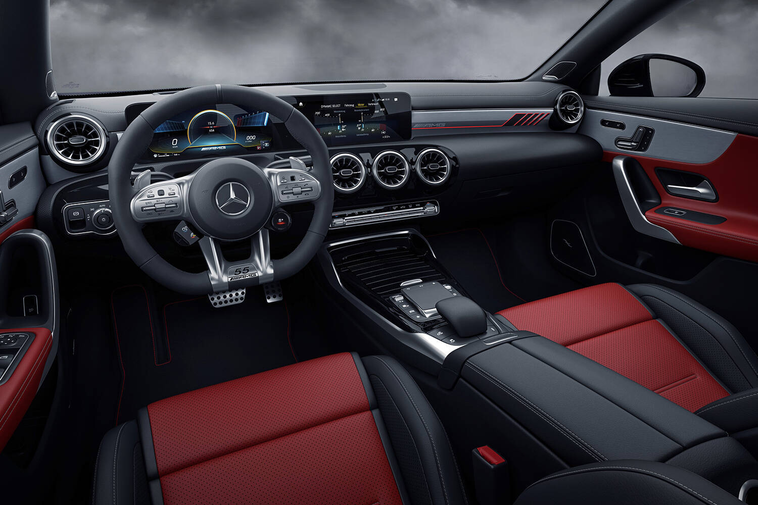 ブランド誕生55周年を祝う特別仕様車をコンパクトモデルにも設定！　メルセデスAMG A 45 S 4MATICプラス／CLA 45 S 4MATICプラス「エディション55」を発表