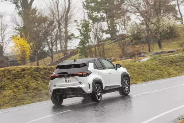 「【試乗】さすが「GR」のチューニング！　アクアGRスポーツとヤリスクロスGRスポーツの意のまま感が最高だった」の画像