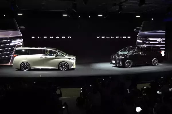 「新型を発表したのに「現行N-BOX」がバカ売れ！　８月の販売台数が驚異的だった」の画像