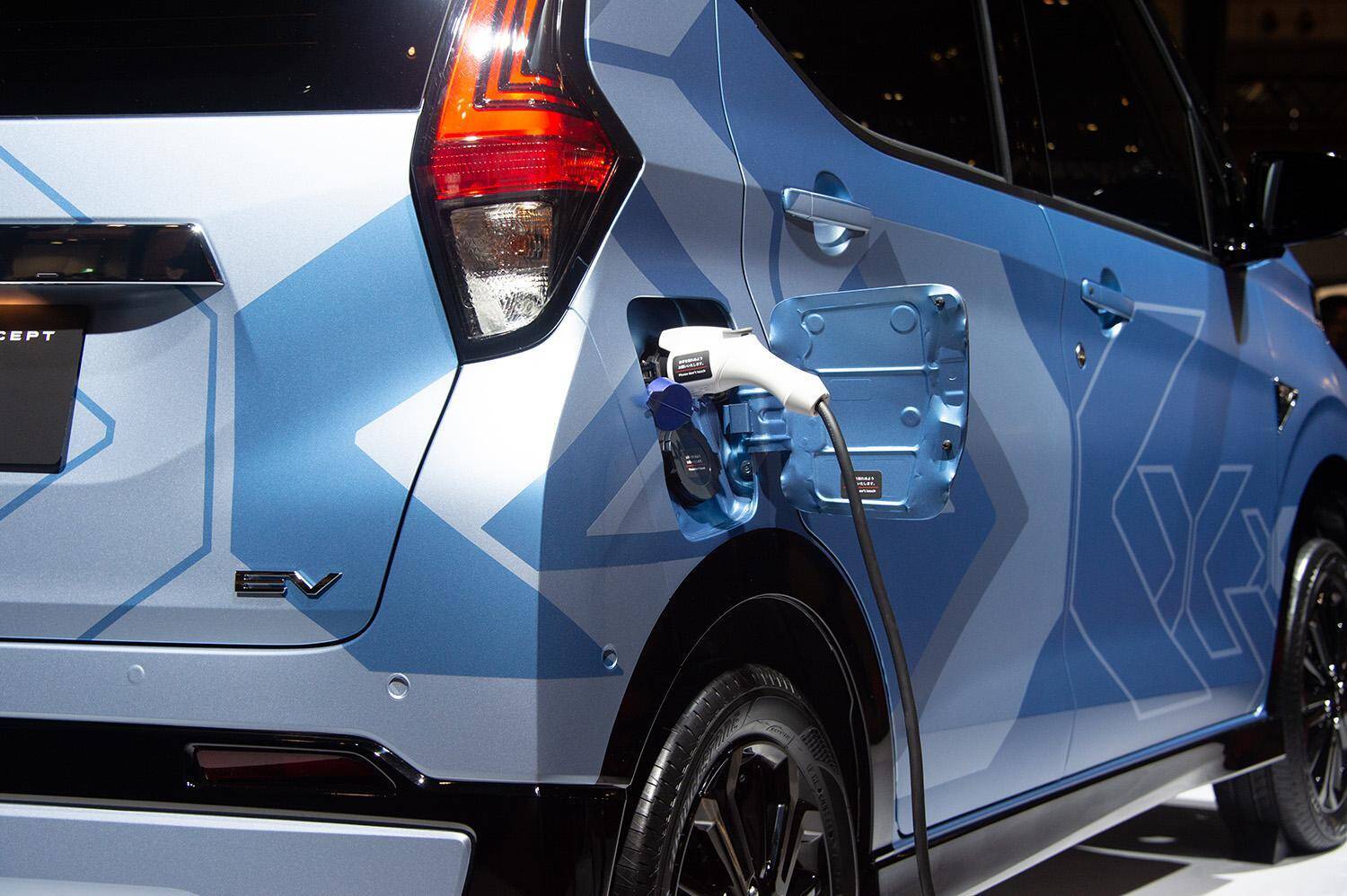 GRMNヤリス！　フェアレディZ！　シビックタイプR！　サロンで見た「市販直前」のクルマが熱すぎる